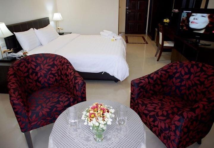 Soi2Inn Pattaya Exterior photo